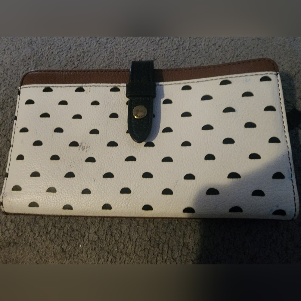 Fossil wallet